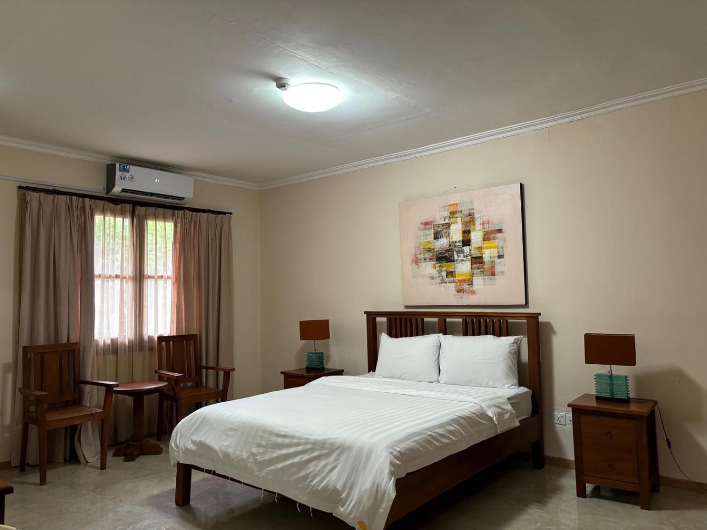 Palm Malinamoc Hotel Dili Exterior photo